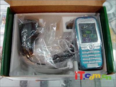 蓝色风暴来袭 索尼爱立信K500c再添彩妆，科技与美学交融